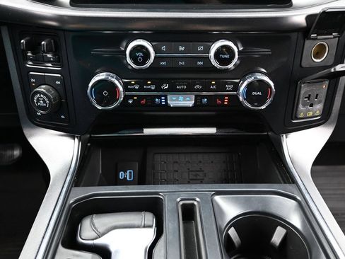 Used 2024 Ford F150 Platinum AWD/4WD image 46