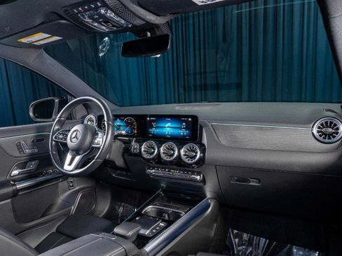 Certified 2023 Mercedes-Benz GLA 250 image 13