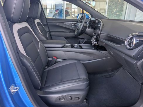 Used 2024 Chevrolet Blazer EV LT image 34