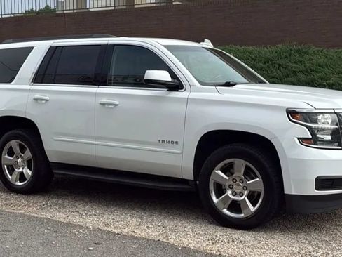 Used 2017 Chevrolet Tahoe LS w/ All-Season Package RWD image 3