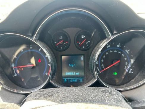 Used 2011 Chevrolet Cruze LT w/ RS Package FWD image 21