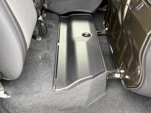 Used 2022 Toyota Tacoma TRD Off-Road image 62