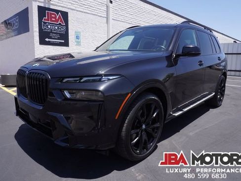 Used 2023 BMW X7 xDrive40i w/ M Sport Package AWD/4WD image 38