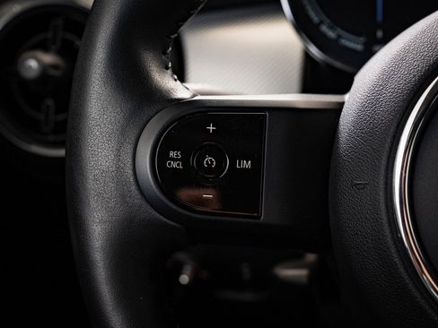 Used 2024 MINI Cooper SE image 28