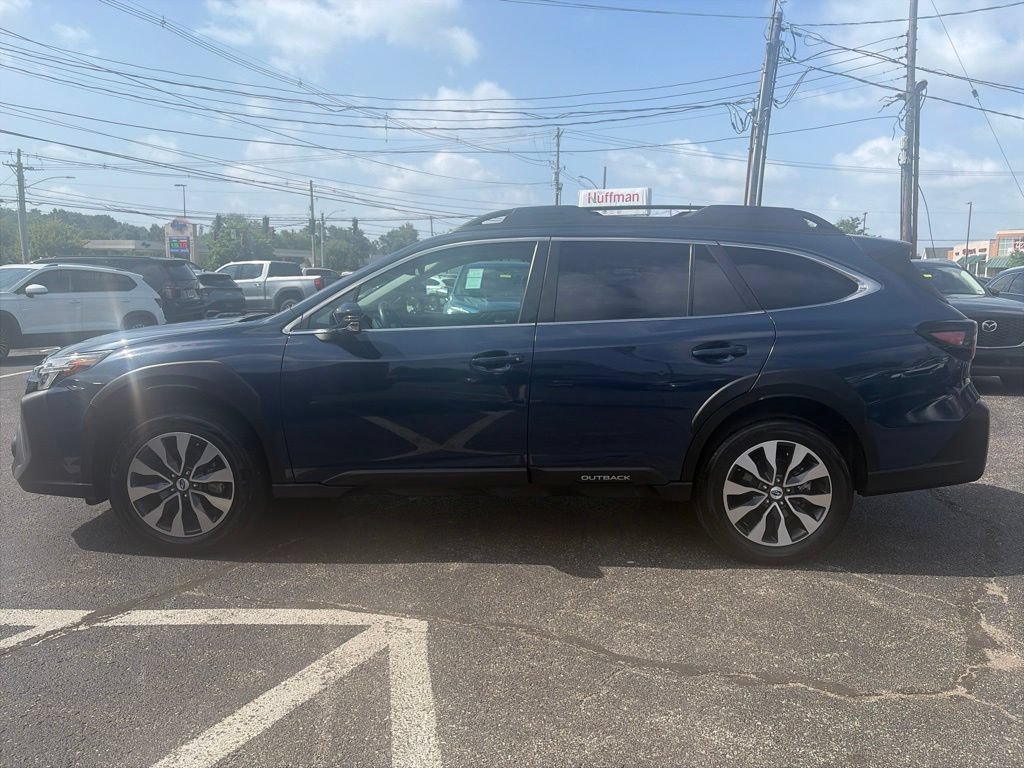 Used 2024 Subaru Outback Limited AWD/4WD image 4