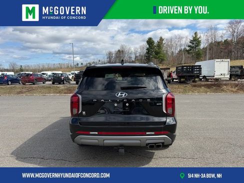 Used 2023 Hyundai Palisade SEL AWD/4WD image 6