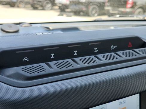 Certified 2025 Ford Bronco Badlands AWD/4WD image 20