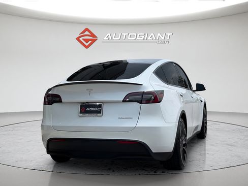 Used 2023 Tesla Model Y Performance AWD/4WD image 15