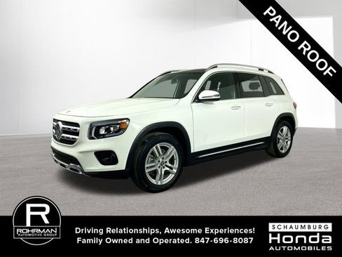 Used 2021 Mercedes-Benz GLB 250 4MATIC image 1