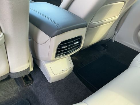 Used 2018 Lincoln MKZ Premiere image 29