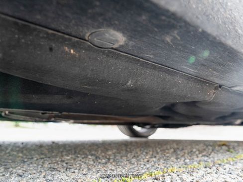 Used 2010 Mercedes-Benz E 63 AMG Sedan image 95