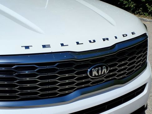Used 2021 Kia Telluride EX w/ EX Premium Package FWD image 38