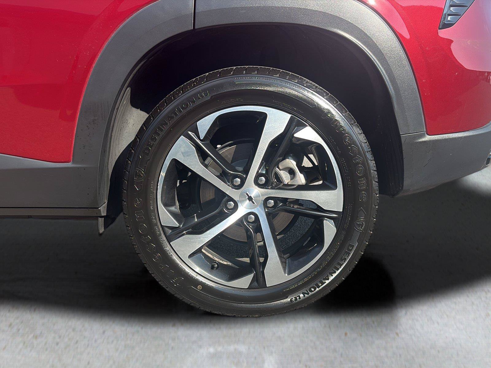 Used 2025 Chevrolet Trax RS FWD image 53