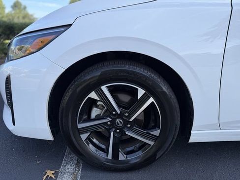 Used 2025 Nissan Sentra SV FWD image 36