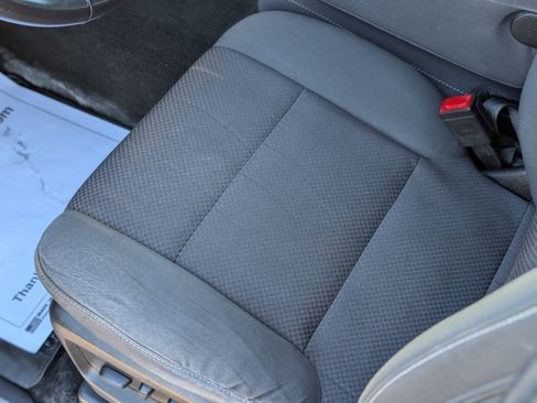 Used 2018 Chevrolet Silverado 1500 LT w/ All Star Edition image 31