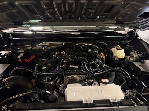 Used 2025 Toyota Tacoma SR5 image 20