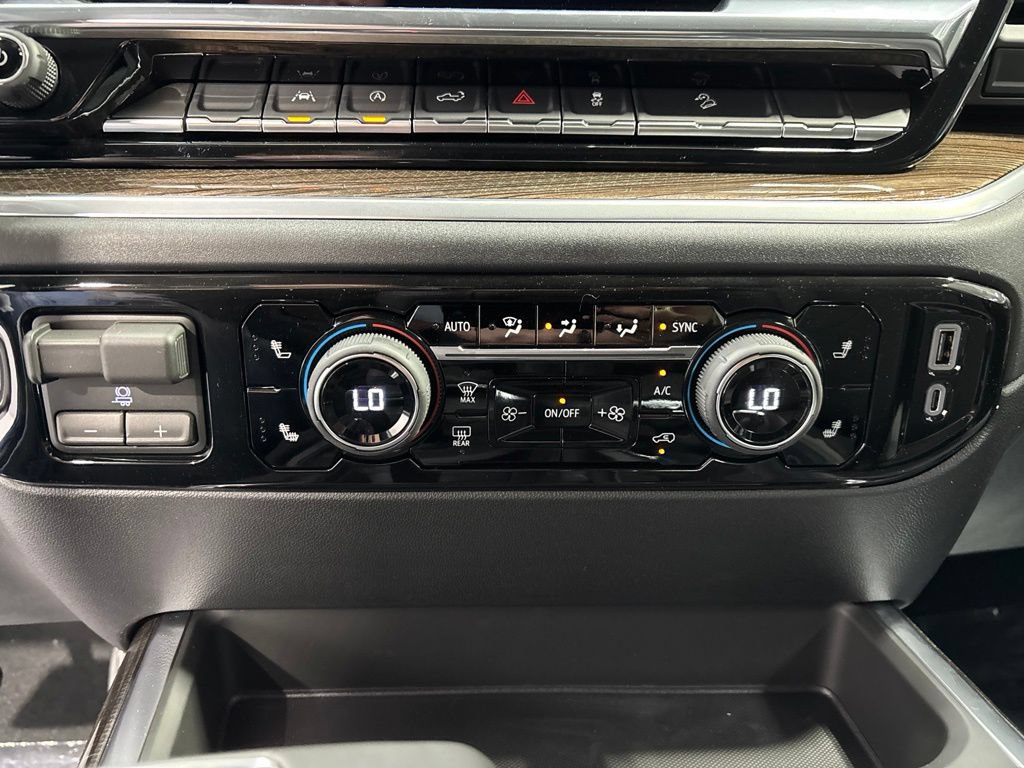 New 2026 Chevrolet Silverado 1500 RST AWD/4WD image 23