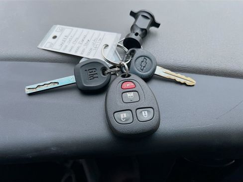 Used 2024 Chevrolet Express 2500 Work Van w/ Driver Convenience Package image 30