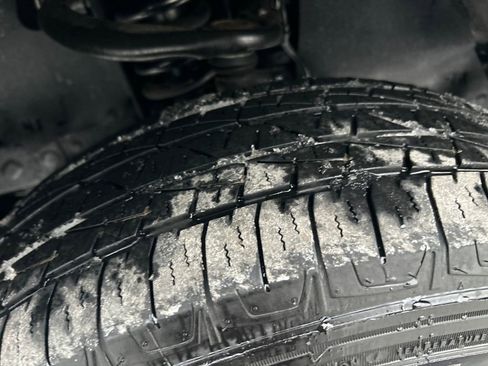 Certified 2023 Toyota Tacoma SR image 29