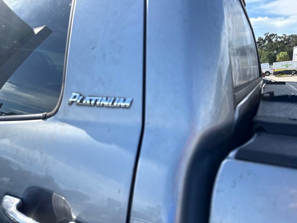 Used 2012 Toyota Tundra Limited w/ Platinum Pkg RWD image 8