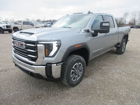 New 2026 GMC Sierra 2500 SLE w/ SLE Value Package; image 9