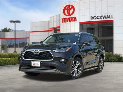 Used 2022 Toyota Highlander XLE