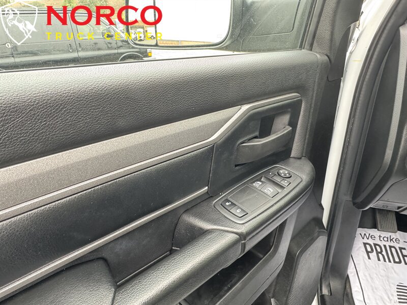 Used 2022 RAM 3500 Tradesman RWD image 28