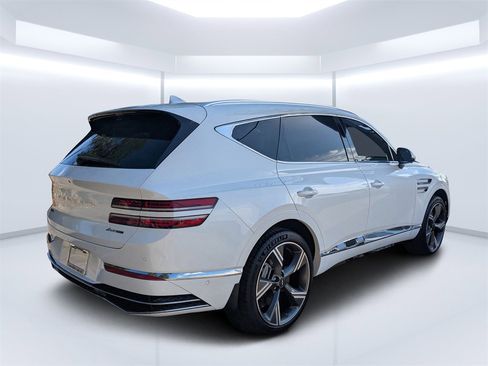 New 2025 Genesis GV80 3.5T Prestige image 3