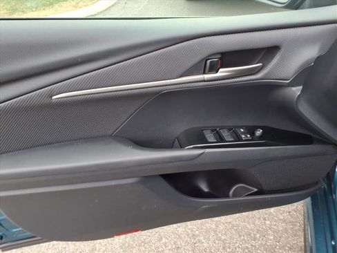 New 2026 Toyota Camry SE image 9