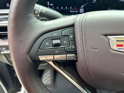 Certified 2022 Cadillac Escalade ESV Premium Luxury Platinum w/ LPO, Radiant Package AWD/4WD image 16
