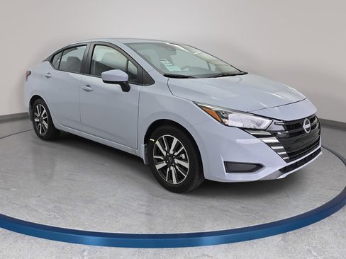 New 2025 Nissan Versa SV w/ Trunk Package FWD image 3