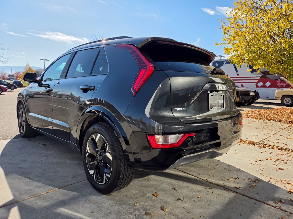 Certified 2026 Kia Niro Wind w/ Wind Preserve Package FWD image 9