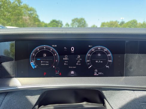 New 2026 Volkswagen Tiguan S FWD image 16