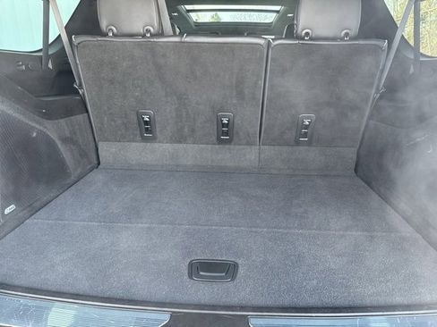 Certified 2021 Cadillac Escalade ESV Premium Luxury image 29