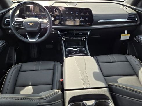 New 2026 Chevrolet Traverse High Country image 10