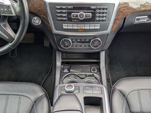 Used 2014 Mercedes-Benz GL 350 BlueTEC 4MATIC image 21