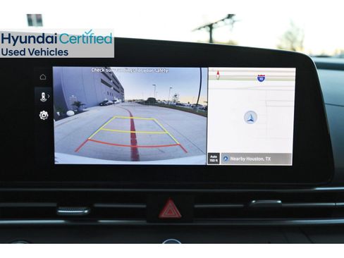 Certified 2025 Hyundai Elantra SEL image 26