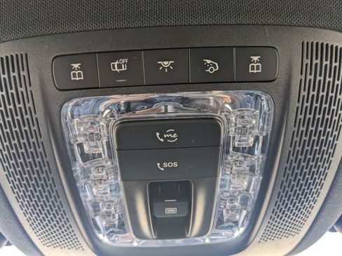 Used 2022 Mercedes-Benz GLS 450 4MATIC image 28