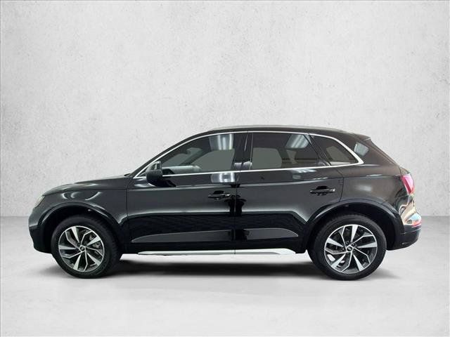 Used 2021 Audi Q5 2.0T Premium Plus w/ Premium Plus Package AWD/4WD image 9