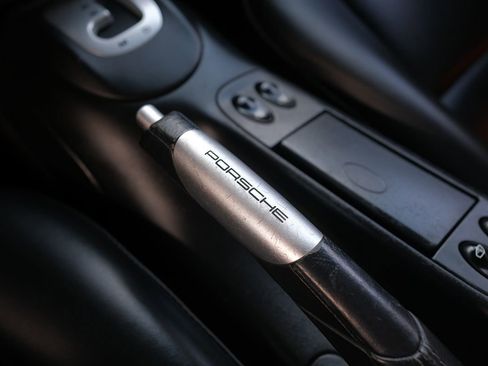 Used 2004 Porsche 911 Carrera image 21