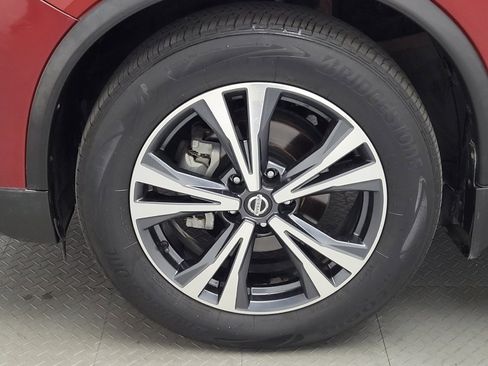 Used 2018 Nissan Rogue SL image 31