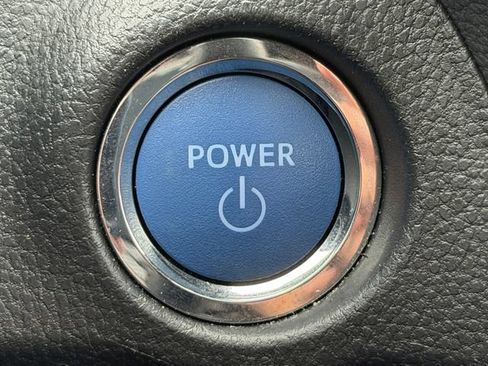 Certified 2022 Toyota RAV4 SE w/ Convenience Package AWD/4WD image 41