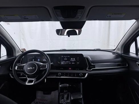 Used 2023 Kia Sportage LX FWD image 29