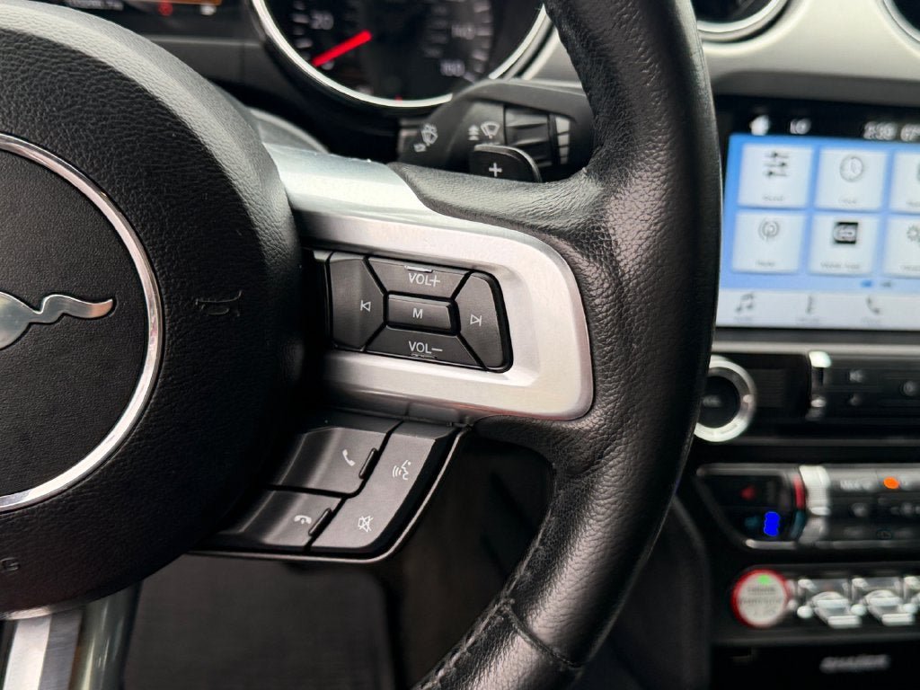 Used 2016 Ford Mustang Premium RWD image 17