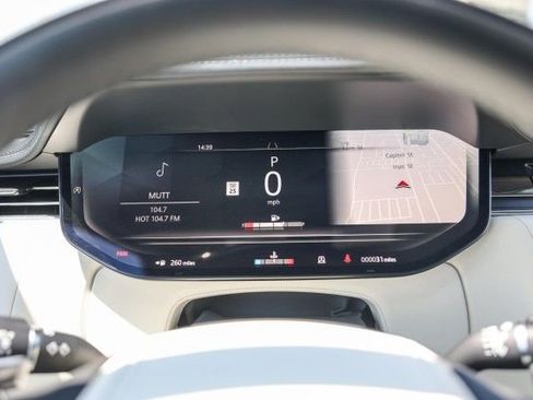 New 2025 Land Rover Range Rover SE image 26