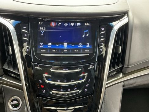 Used 2017 Cadillac Escalade ESV Platinum image 11