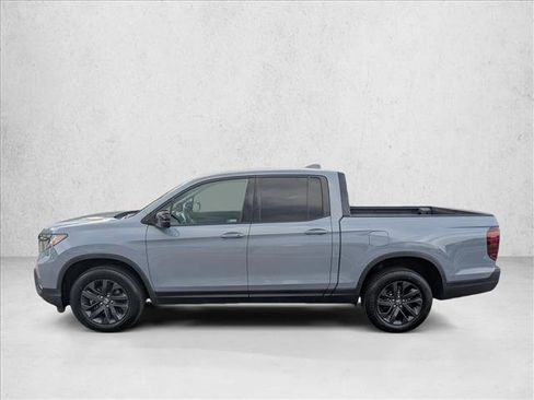Certified 2023 Honda Ridgeline Sport image 8