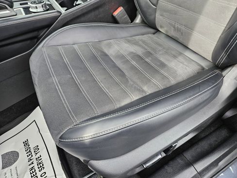 Used 2024 Mitsubishi Outlander SE image 8