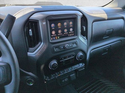 Used 2025 Chevrolet Silverado 1500 Custom Trail Boss w/ Turbomax Blackout Package AWD/4WD image 19