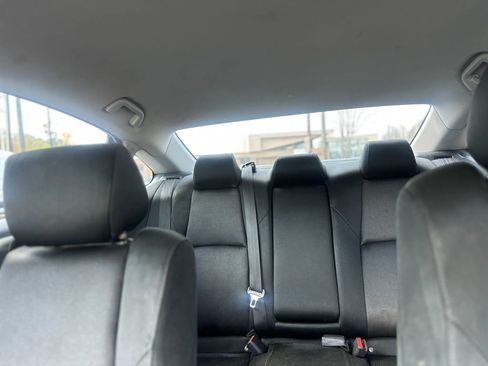 Used 2019 Honda Accord LX image 11